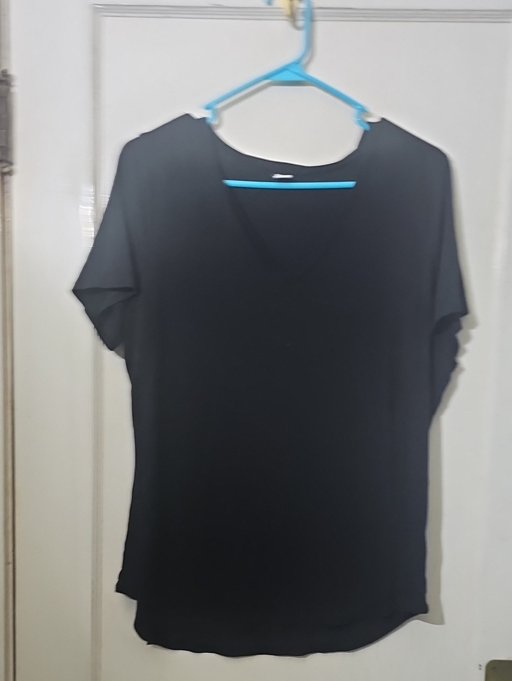 Black V-Neck Short Sleeve Women's Top - XL